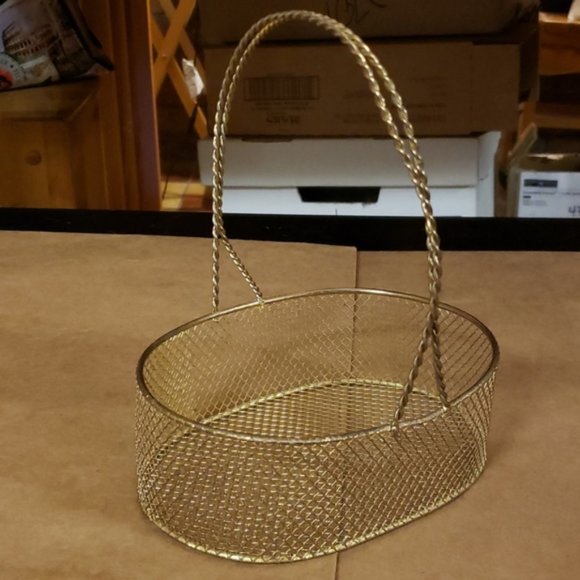 Small Gold Wire Basket with Handle - Picture 1 of 1
